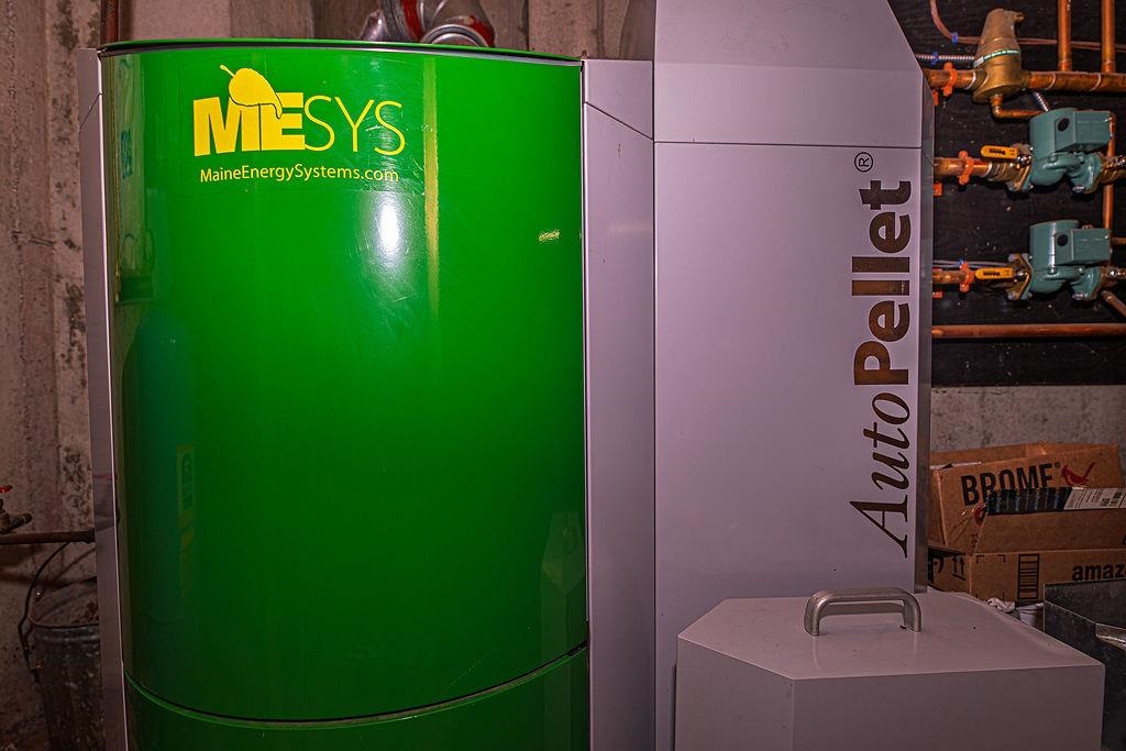 31 Pinewood Drive Stratham, NH 03885 - Photo 31 of 43