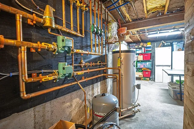 $720,000 | 31 Pinewood Drive, Stratham, NH 03885