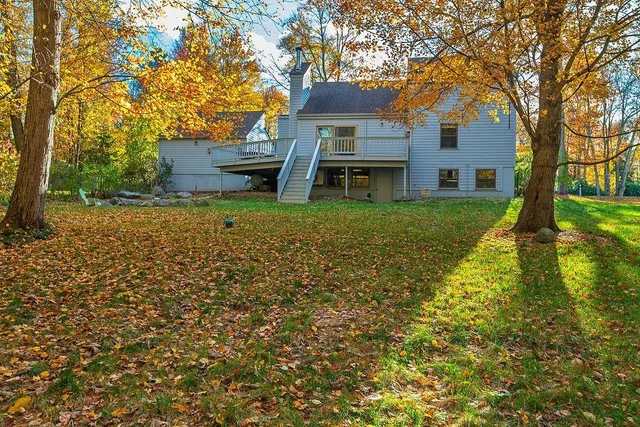 $720,000 | 31 Pinewood Drive, Stratham, NH 03885