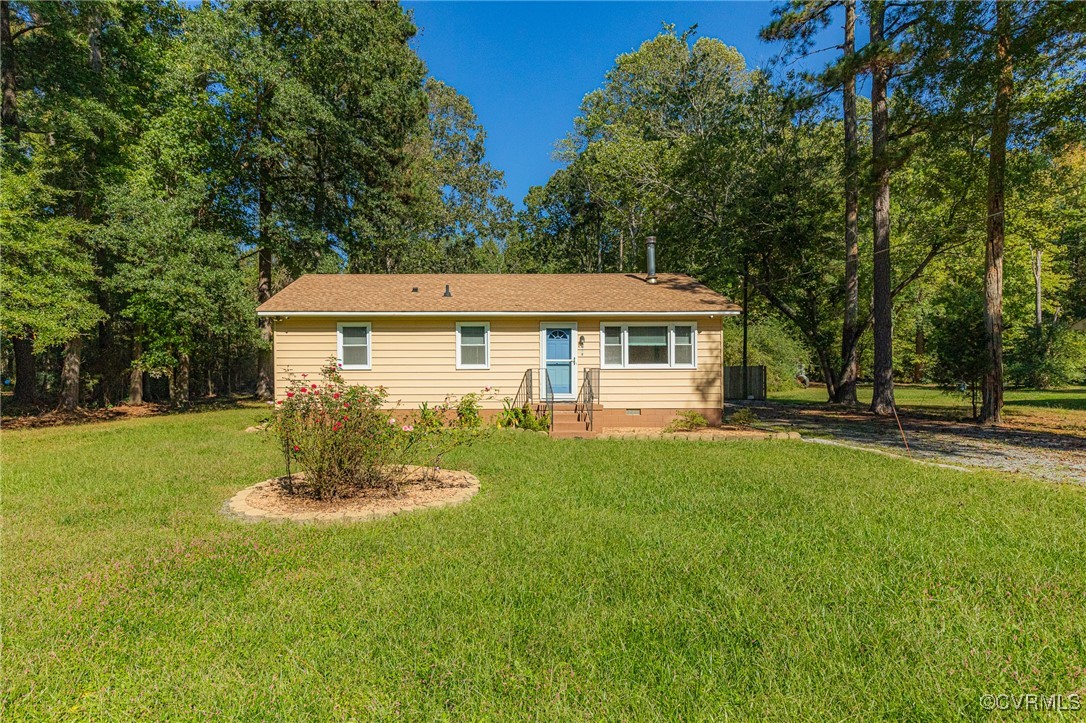 8929 Old Elam Cemetary Road Charles City, VA 23030 - Photo 2 of 20 View of front facade with a front lawn