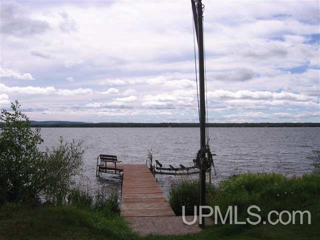 13505 East Shore Road Bergland, MI 49910 - Photo 9 of 31
