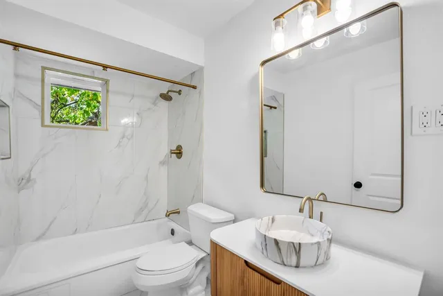 $338,000 | 2108 Blake Avenue, Dallas, TX 75228