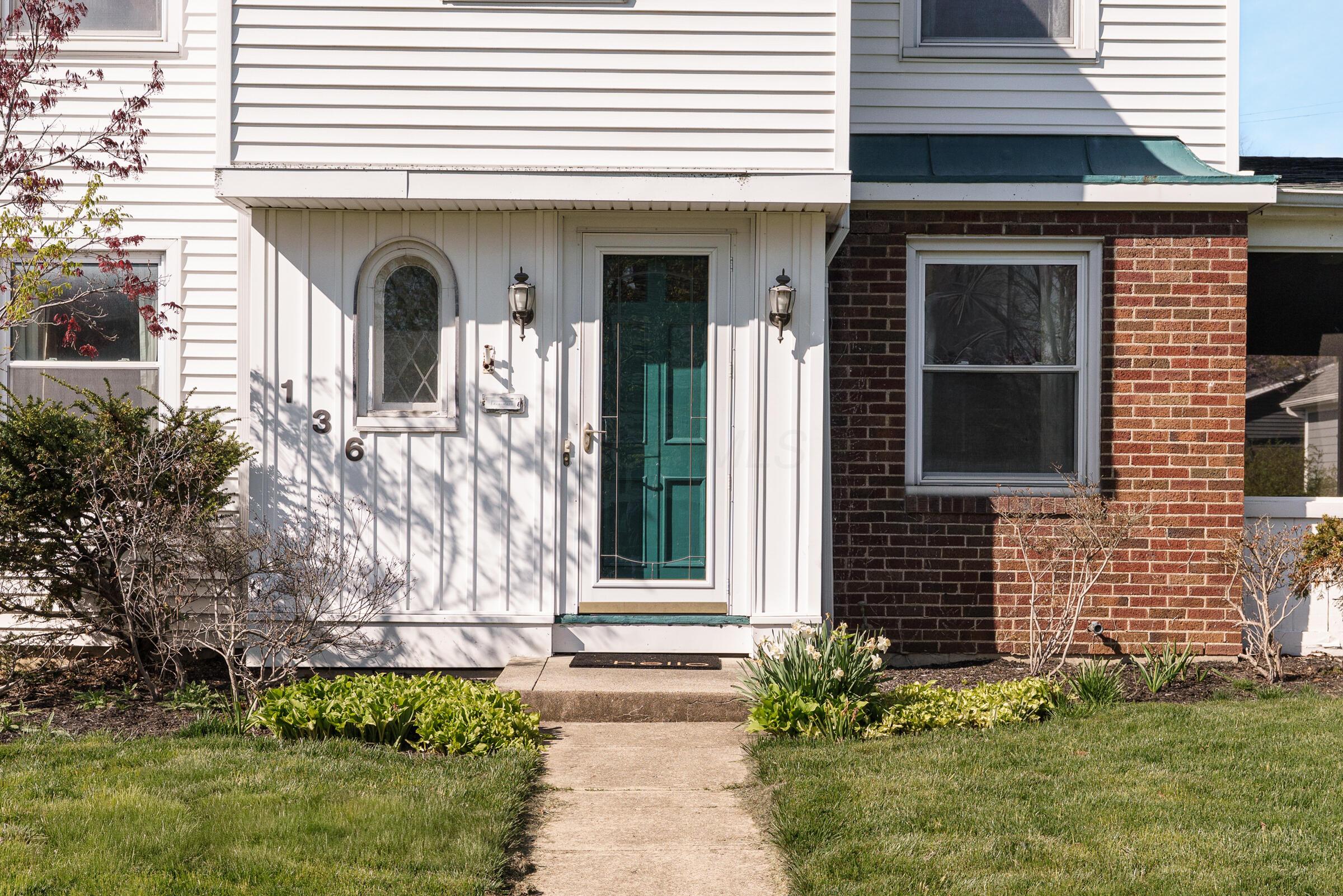 136 Fallis Road Columbus, OH 43214 - Photo 25 of 40 Front entrance to the home