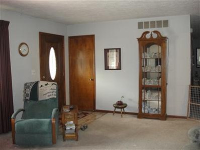 513 Cedar Street Southwest De Motte, IN 46310 - Photo 7 of 10 398x298