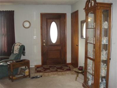 513 Cedar Street Southwest De Motte, IN 46310 - Photo 9 of 10 398x298