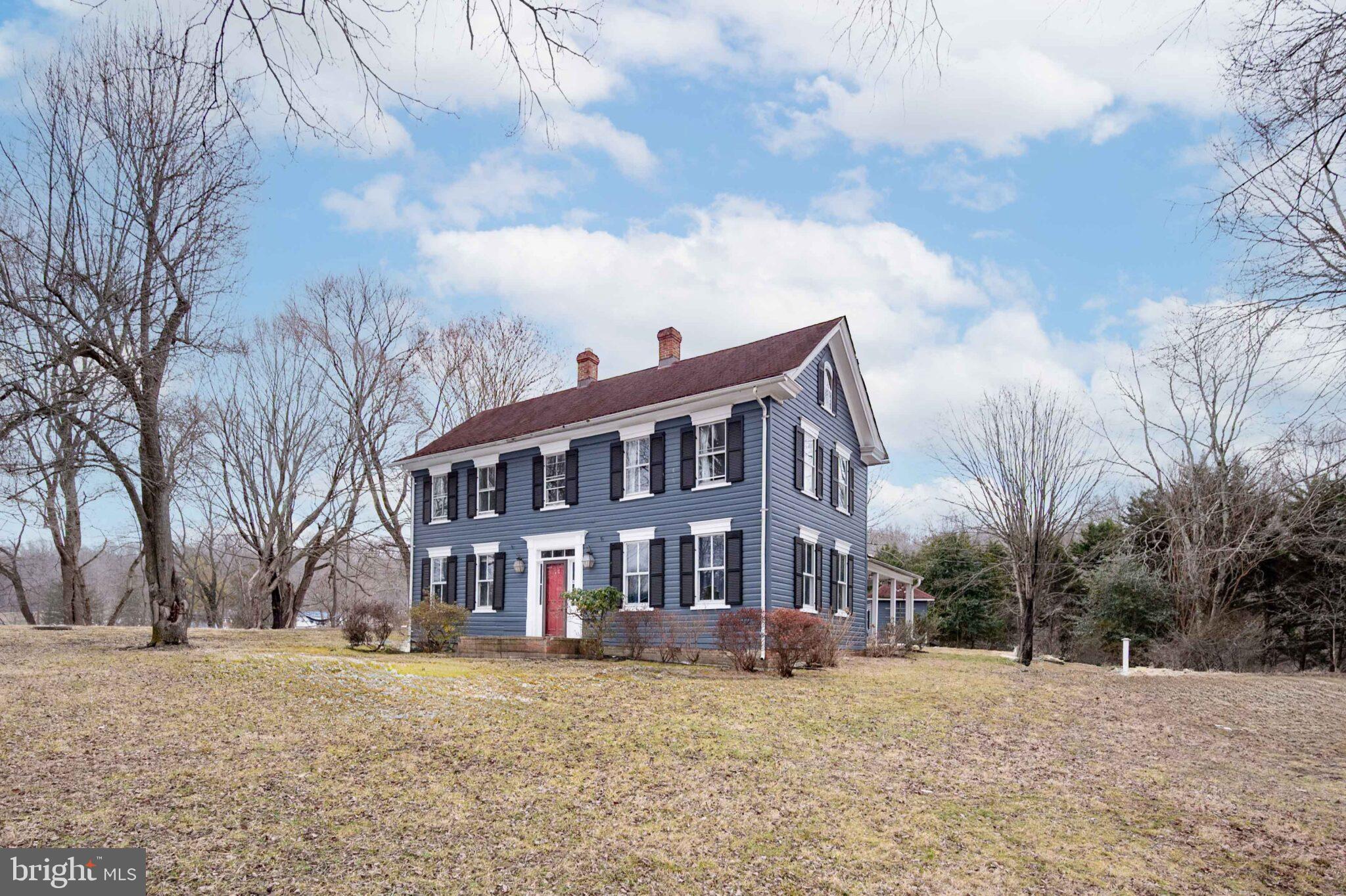8100 Croom Road Upper Marlboro, MD 20772 - Photo 1 of 65 Make this charming home and farm your own!