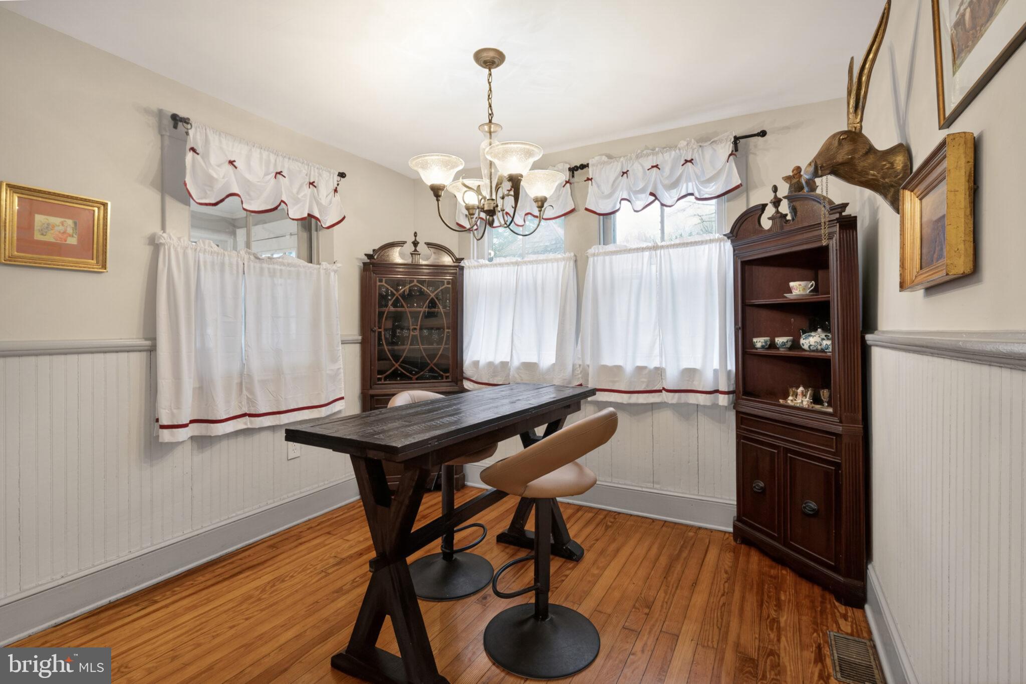 8100 Croom Road Upper Marlboro, MD 20772 - Photo 18 of 65 Lots of natural light