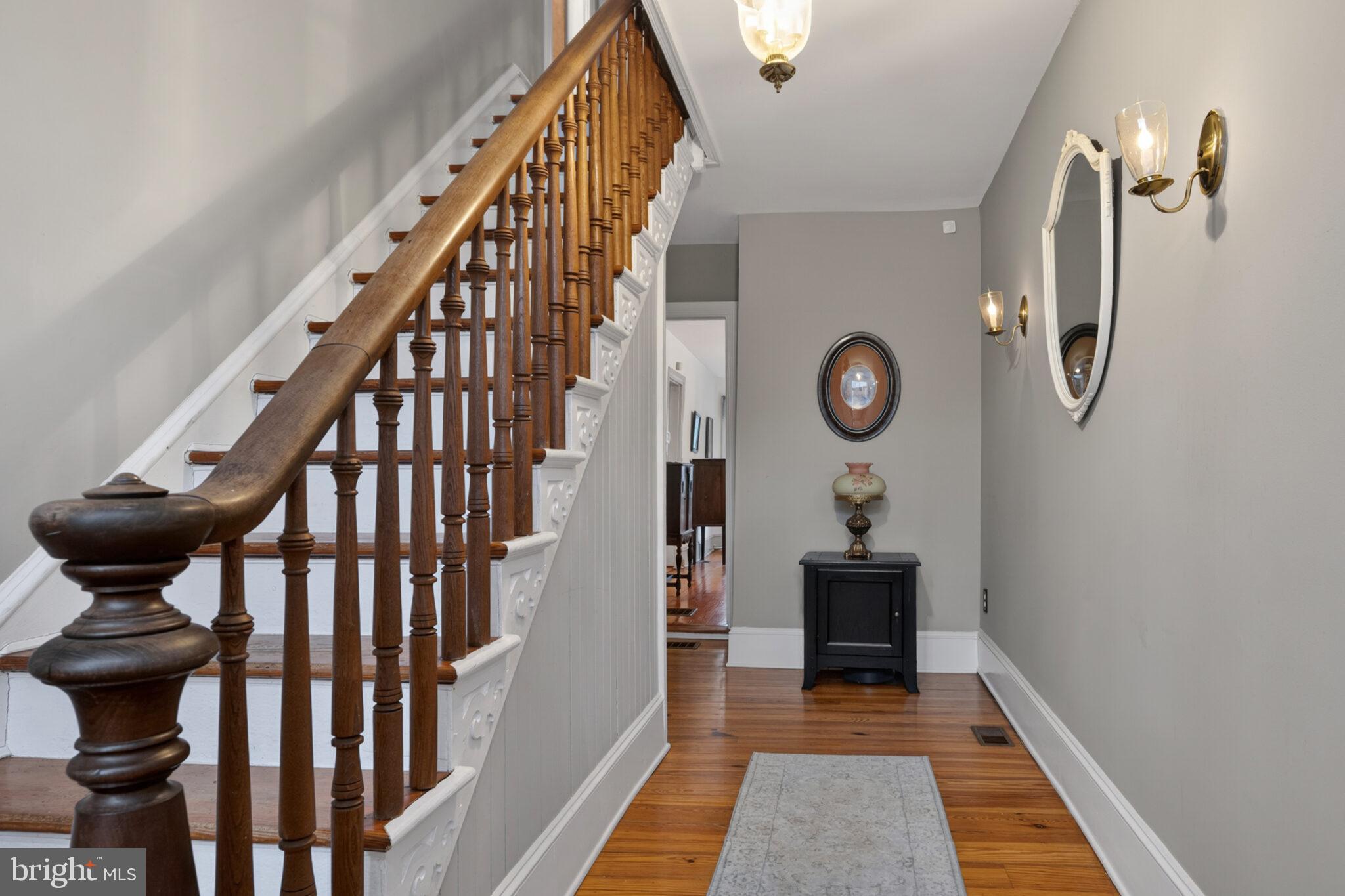 8100 Croom Road Upper Marlboro, MD 20772 - Photo 22 of 65 Foyer leading to the upper level