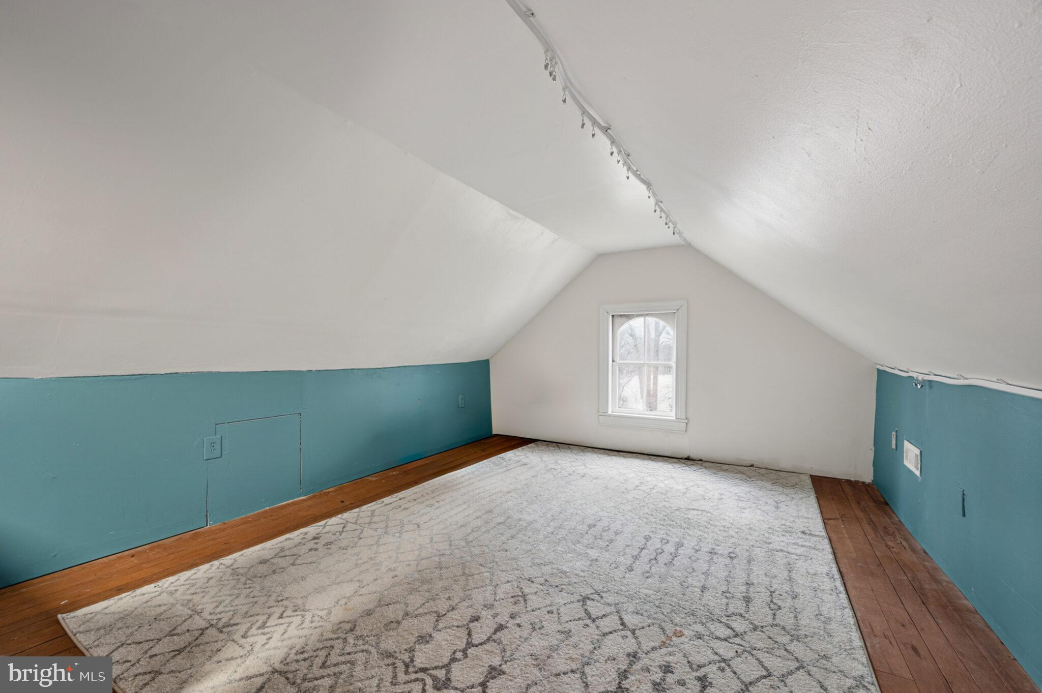 8100 Croom Road Upper Marlboro, MD 20772 - Photo 44 of 65 Attic level bonus room