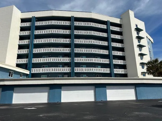 $3,500 | 1175 Florida A1A, Unit 504S, Satellite Beach, FL 32937