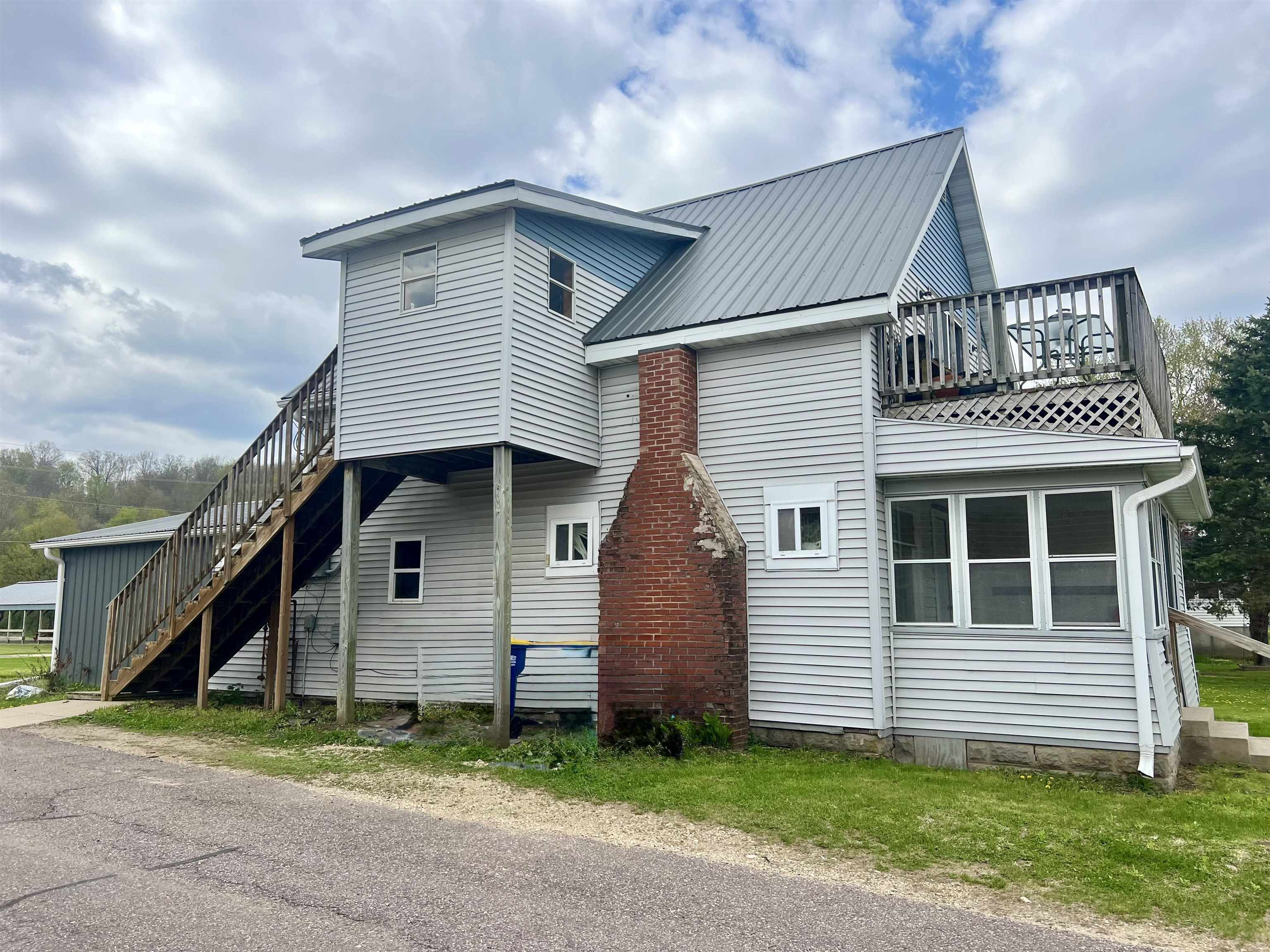 217 West Commercial Street Viola, WI 54664 - Photo 2 of 14