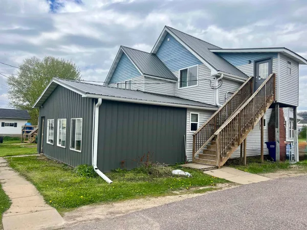 $90,000 | 217 West Commercial Street, Viola, WI 54664