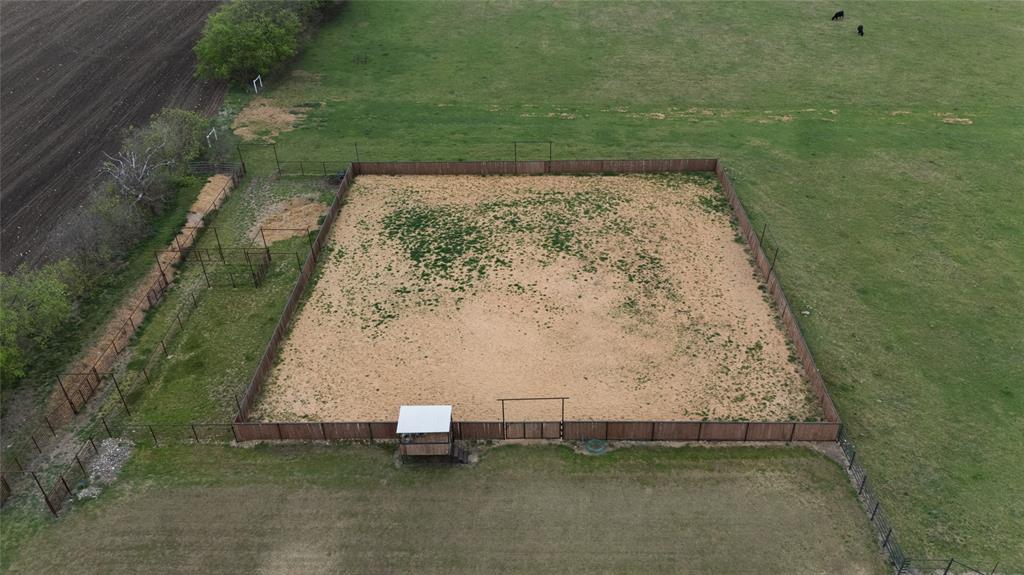 13435 Jackson Road Ponder, TX 76259 - Photo 35 of 40