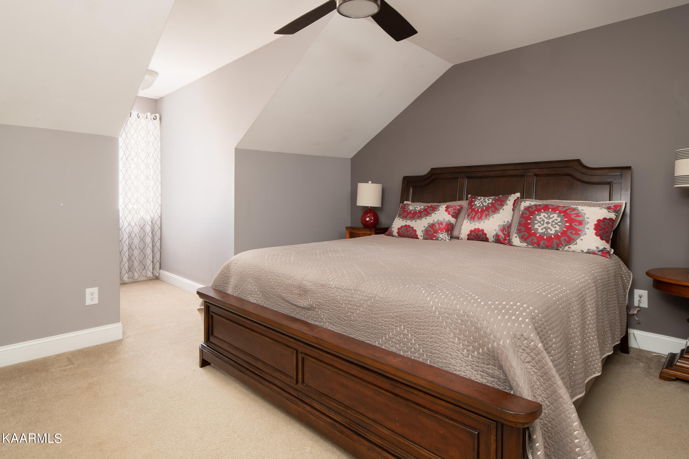 642 Loop Road, Unit 2 Knoxville, TN 37934 - Photo 7 of 18 JBP_Loop642_2400px-20