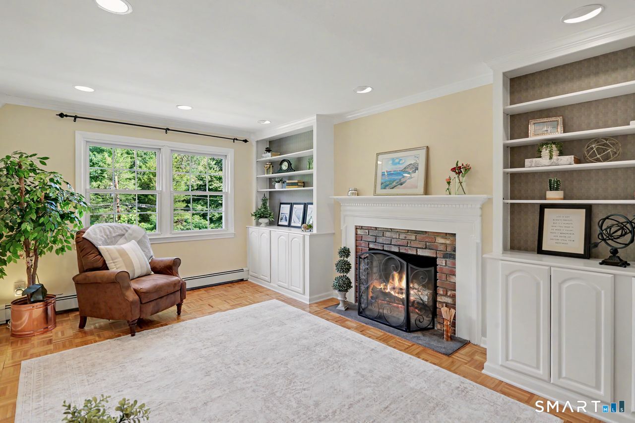 45 Pheasant Lane Fairfield, CT 06824 - Photo 19 of 40 Gallery Image 19