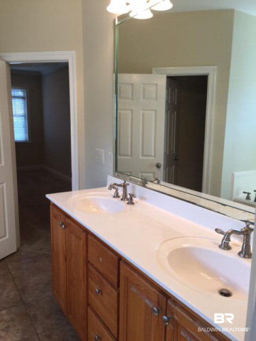 103 Petz Avenue Fairhope, AL 36532 - Photo 11 of 20 Master Bathroom