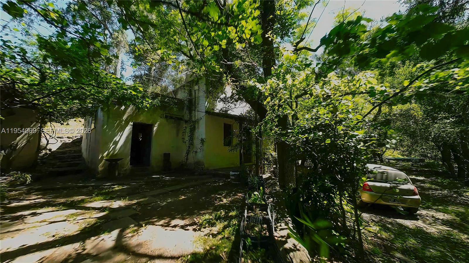 1 Segundo Paredon undefined, undefined 5186 - Photo 35 of 57 a view of a yard