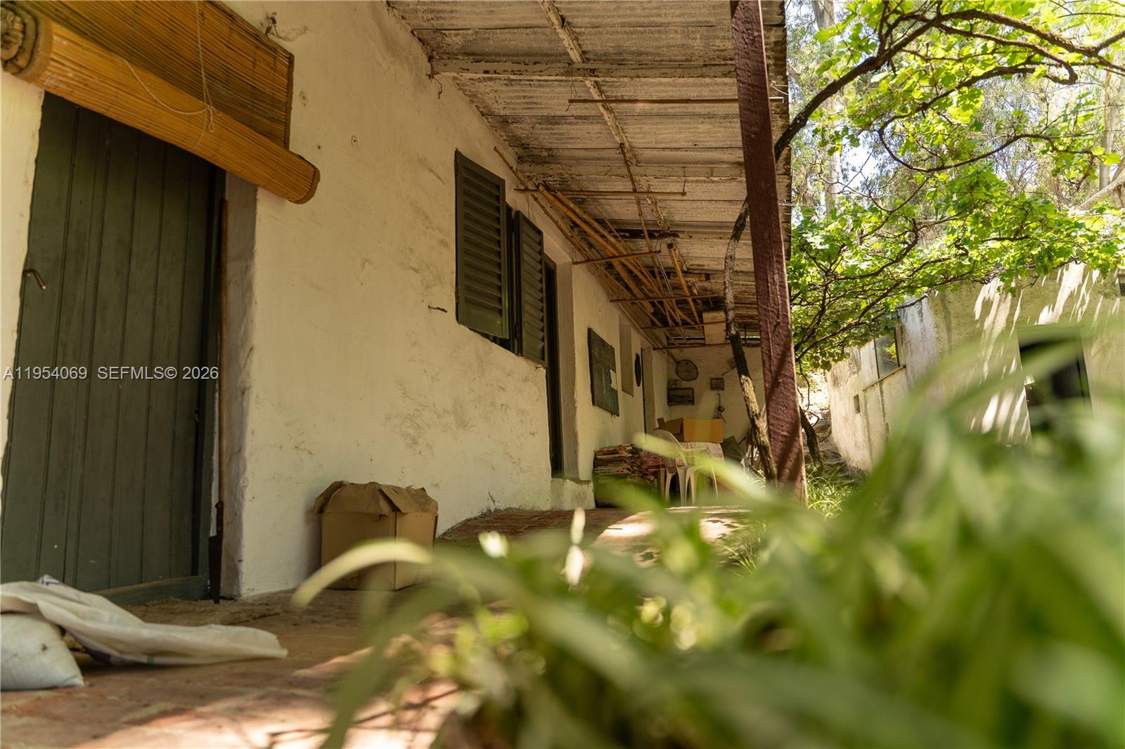 1 Segundo Paredon undefined, undefined 5186 - Photo 36 of 57 a backyard of a house