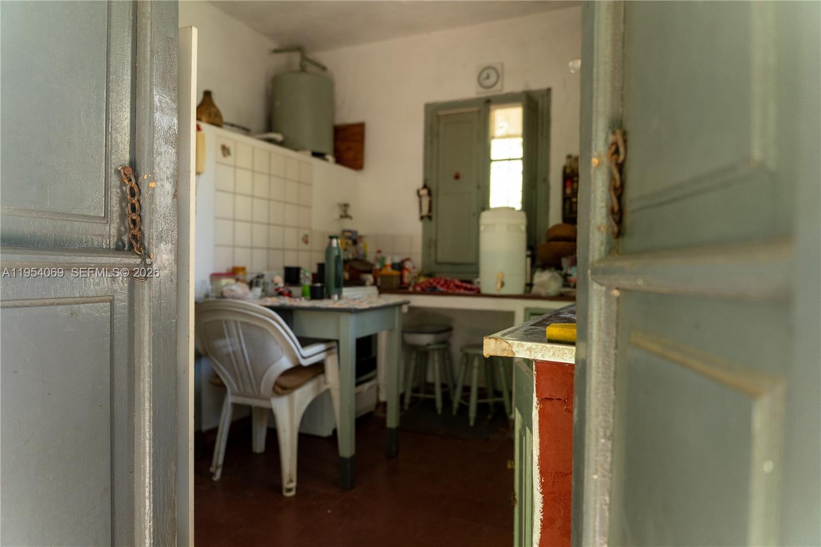 1 Segundo Paredon undefined, undefined 5186 - Photo 42 of 57 a bathroom with a sink and a mirror