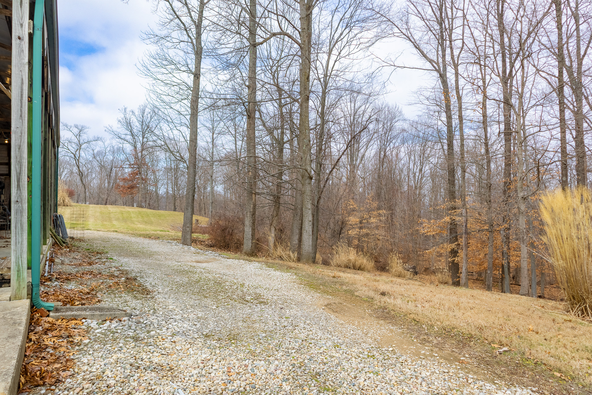 9191 South Rockport Road Springville, IN 47462 - Photo 8 of 33