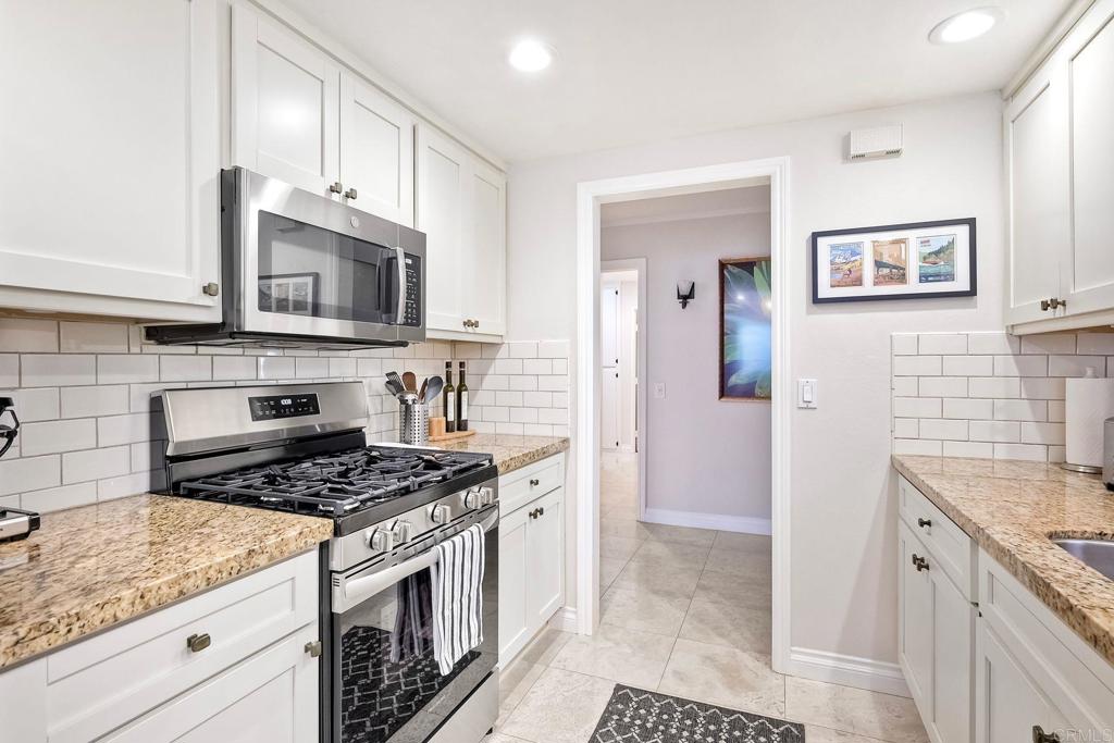 3984 Park Drive Carlsbad, CA 92008 - Photo 11 of 34