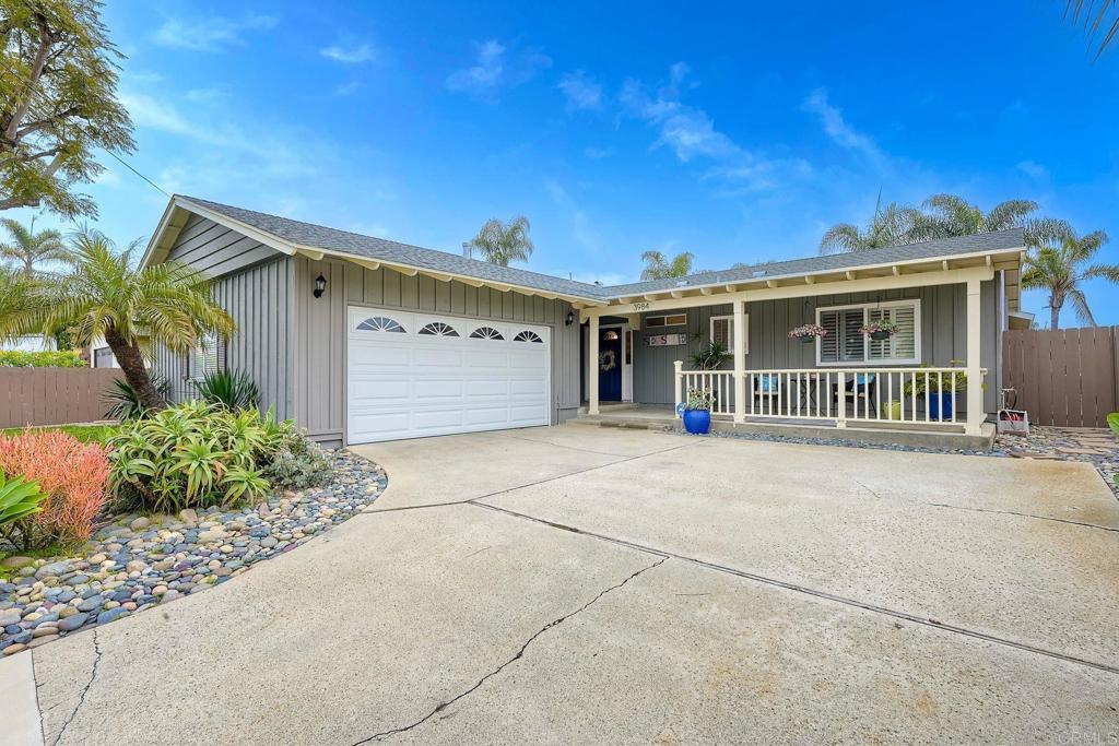 3984 Park Drive Carlsbad, CA 92008 - Photo 3 of 34