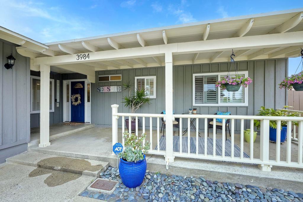 3984 Park Drive Carlsbad, CA 92008 - Photo 4 of 34