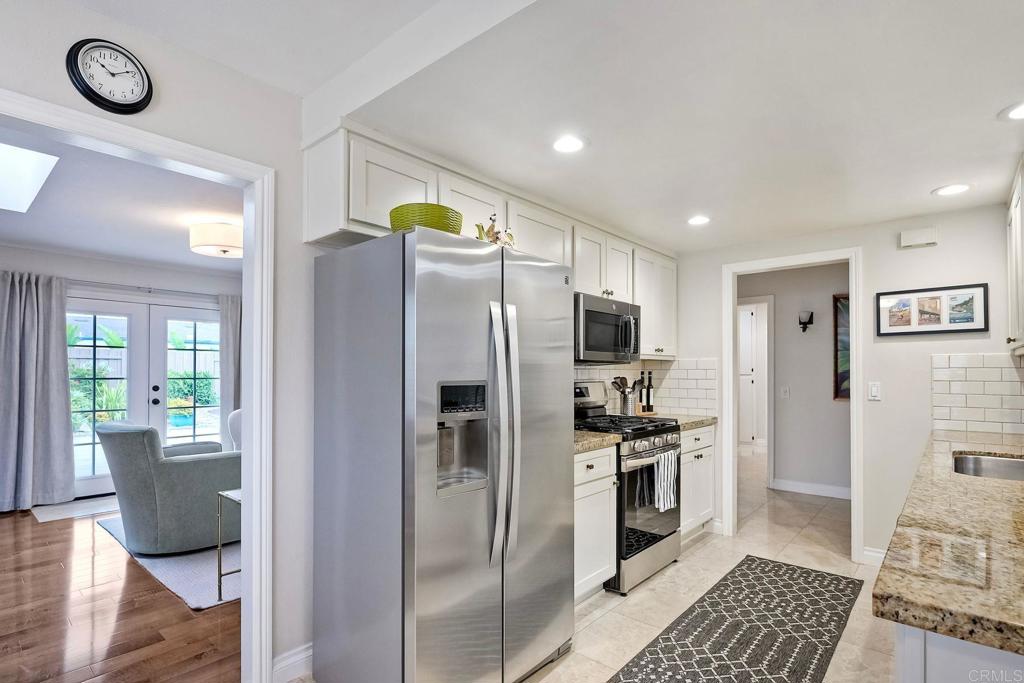 3984 Park Drive Carlsbad, CA 92008 - Photo 10 of 34