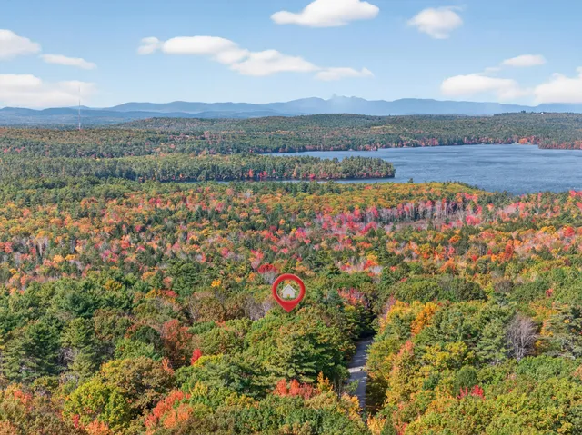 $625,000 | 12 Presidential View, Raymond, ME 04071