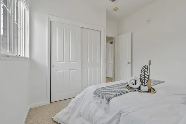 $1,398,000 | 100 Live Oak Way, Unit 104, Belmont, CA 94002