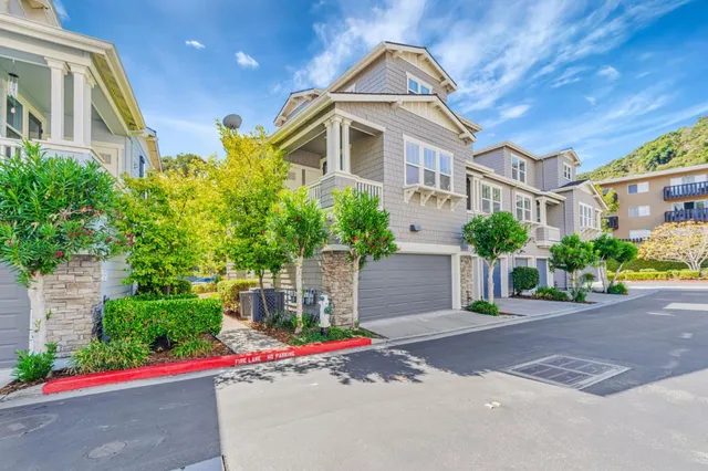 $1,398,000 | 100 Live Oak Way, Unit 104, Belmont, CA 94002
