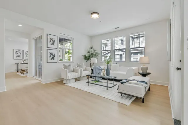 $1,398,000 | 100 Live Oak Way, Unit 104, Belmont, CA 94002