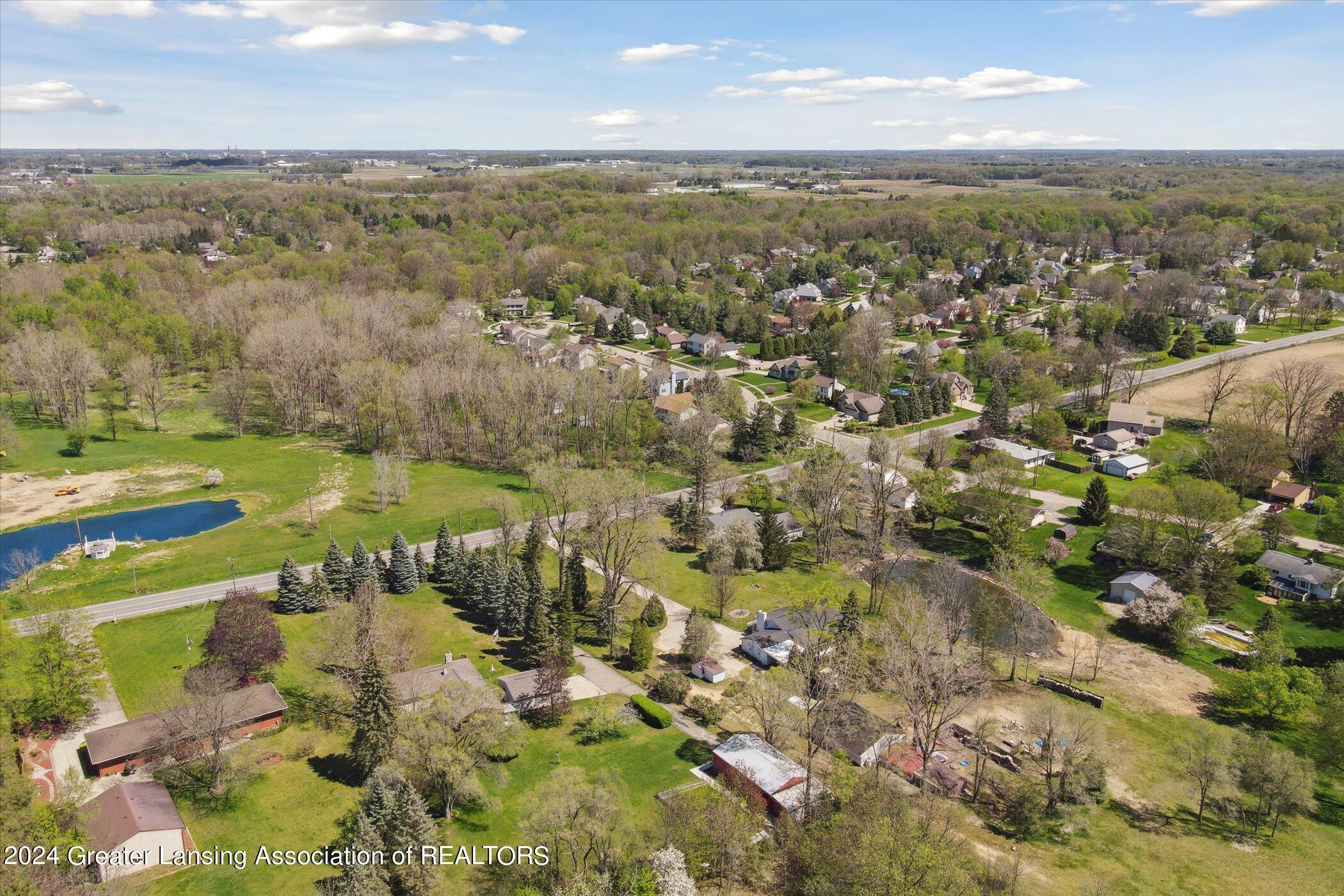 3957 Dell Road Holt, MI 48842 - Photo 40 of 43 52-3957-Dell-Rd-Holt-MI-48842-WindowStil