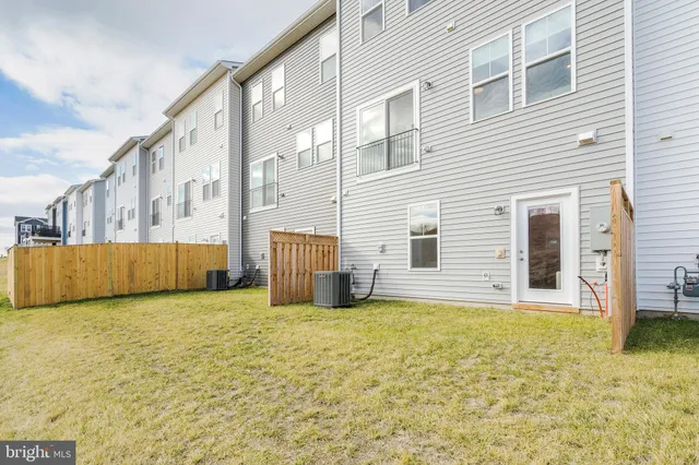 $424,900 | 105 Checkerspot Way, Front Royal, VA 22630