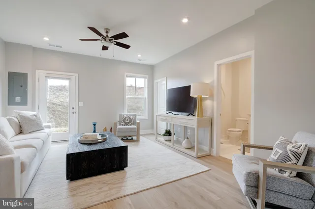 $424,900 | 105 Checkerspot Way, Front Royal, VA 22630