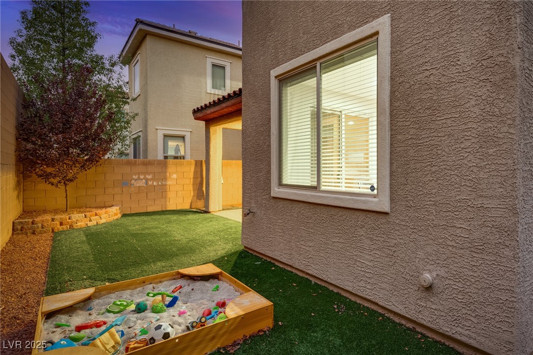 5835 Rustic Prairie Street Las Vegas, NV 89148 - Photo 5 of 57 Gallery Image 5