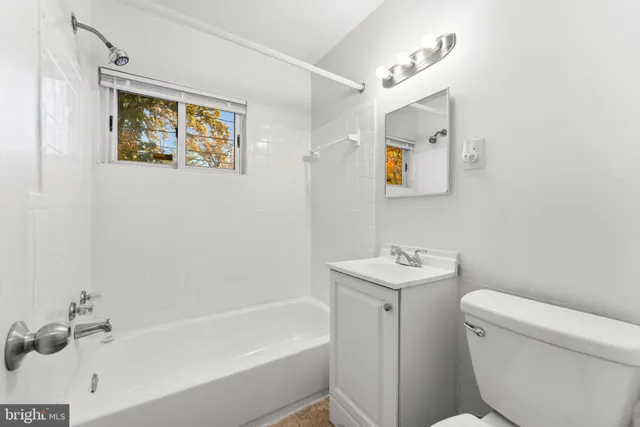 $300,000 | 3732 Ingalls Avenue, Hyattsville, MD 20784