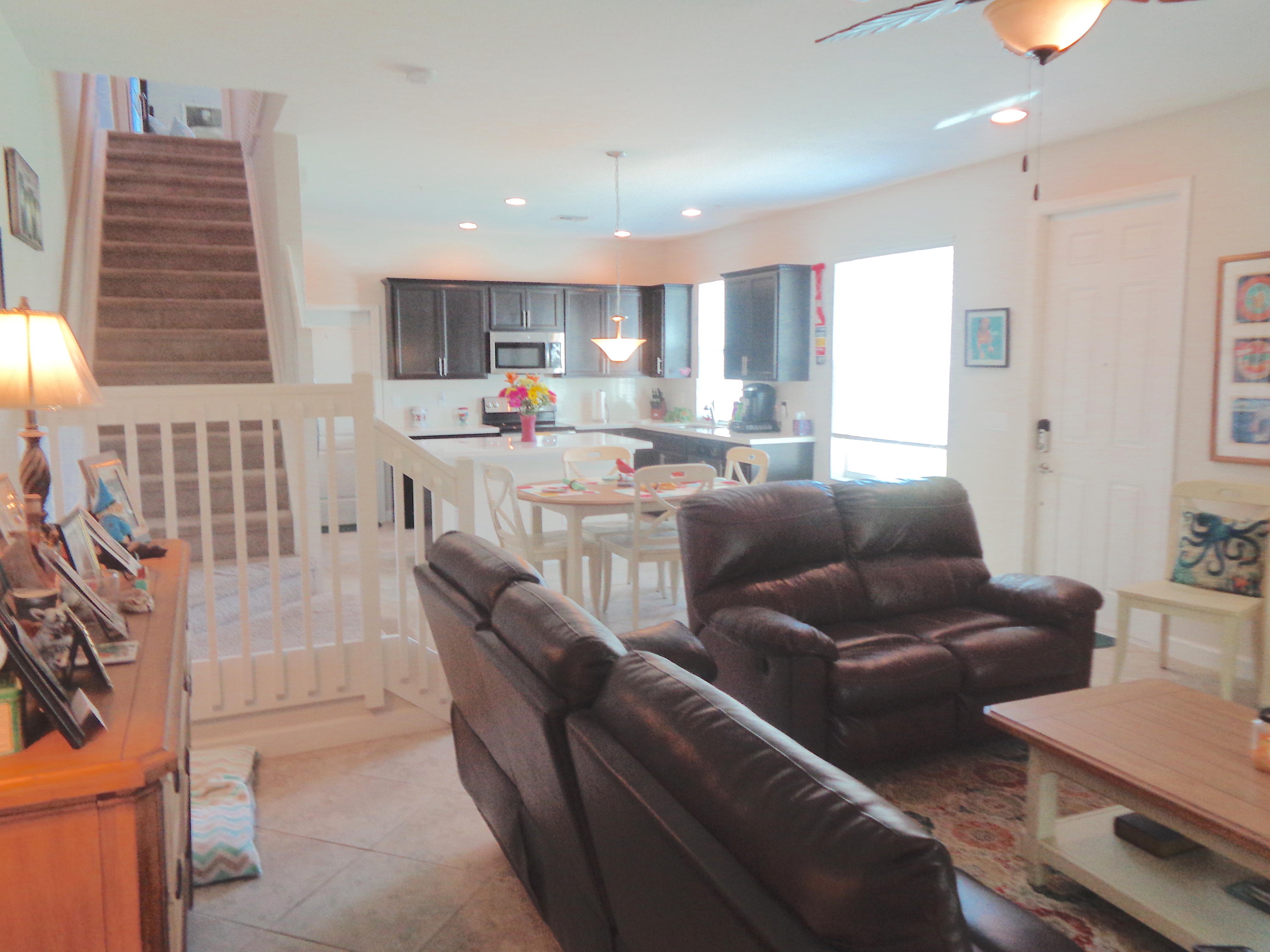 3095 Southwest Otter Lane Stuart, FL 34997 - Photo 11 of 43 Living Room