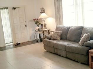 497 West Conference Drive Boca Raton, FL 33486 - Photo 17 of 26 Family Room