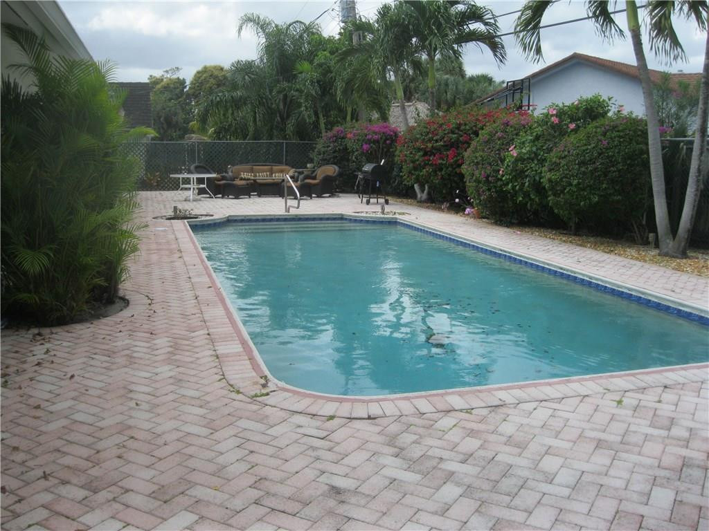 497 West Conference Drive Boca Raton, FL 33486 - Photo 23 of 26 Pool