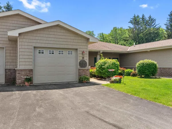 $374,900 | 540 Tacoma Beach Road, Unit 15, Sturgeon Bay, WI 54235