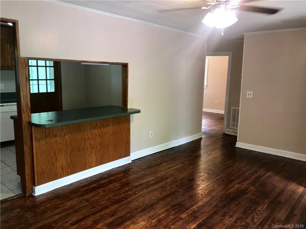 74 Green Valley Road Waynesville, NC 28786 - Photo 3 of 18