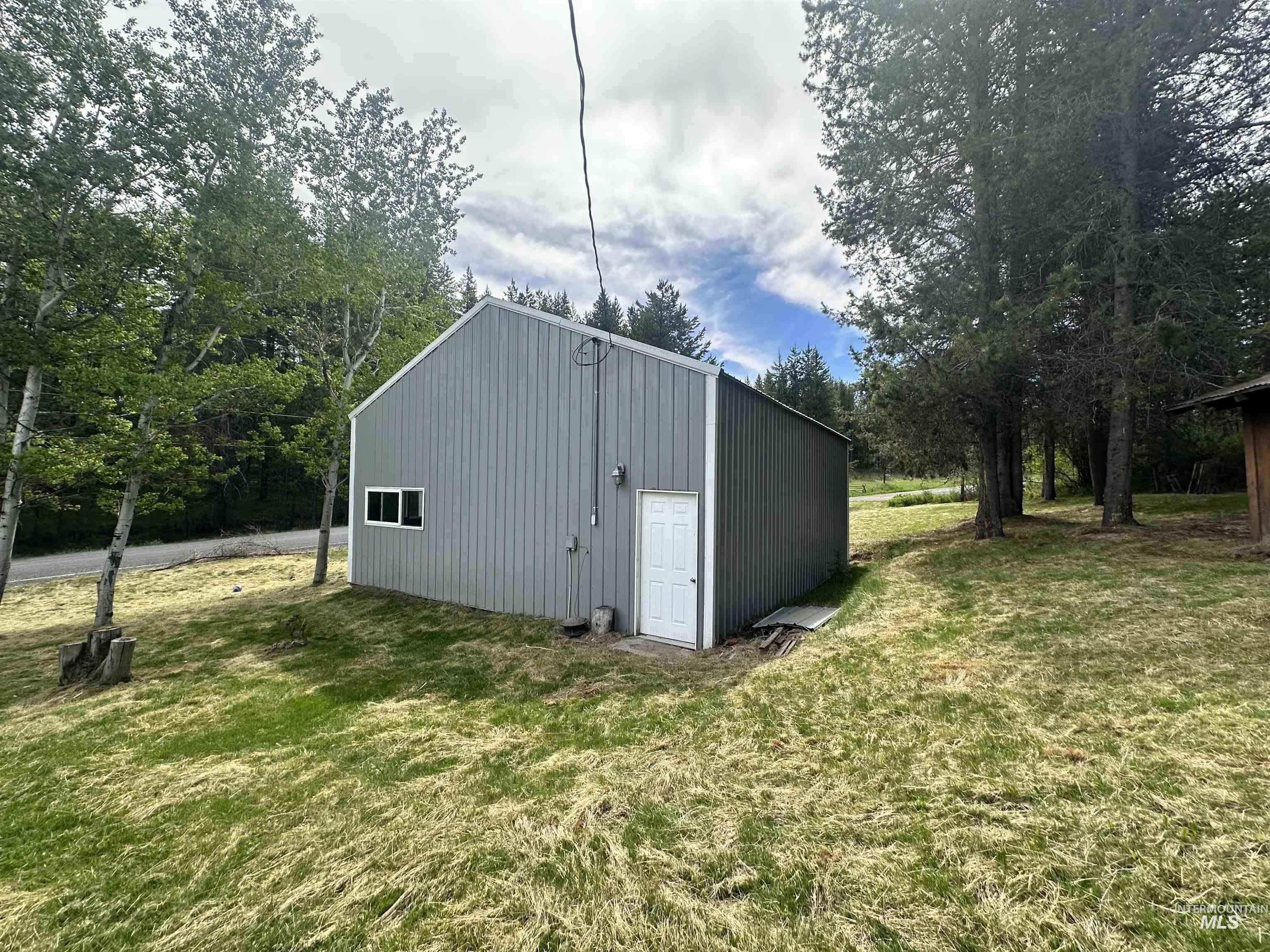 140 Ridgeway Drive Elk City, ID 83525 - Photo 36 of 42 Gallery Image 36