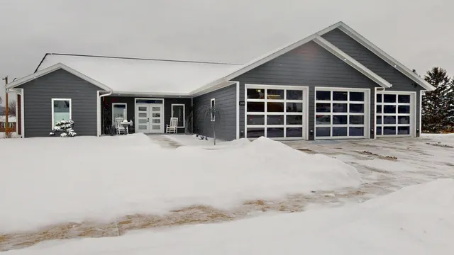 $560,000 | 164 Heinig Way, Holmen, WI 54636