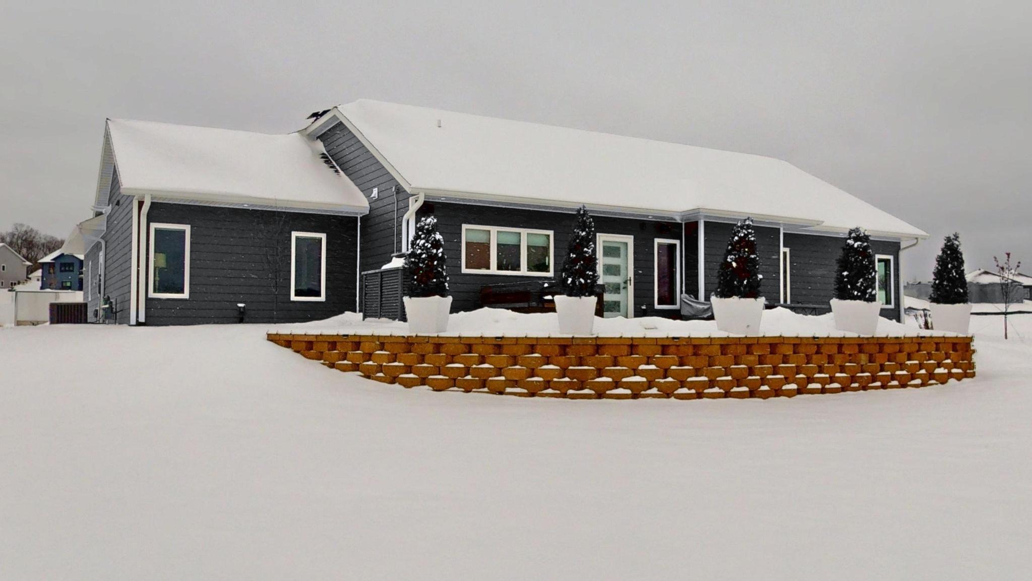 164 Heinig Way Holmen, WI 54636 - Photo 4 of 51