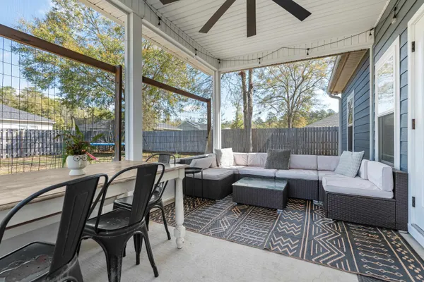 $325,000 | 183 Carousel Circle, Crawfordville, FL 32327