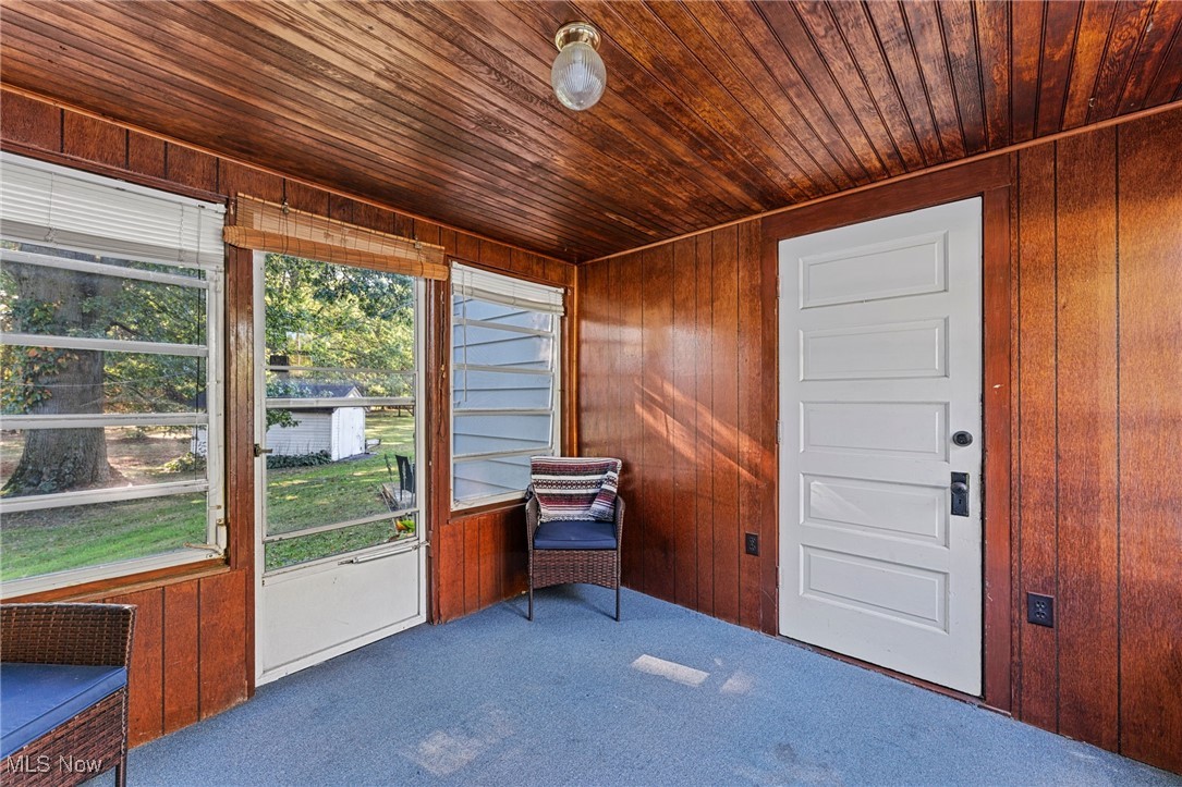 35221 Chestnut Ridge Road North Ridgeville, OH 44039 - Photo 22 of 48 View of sunroom / solarium