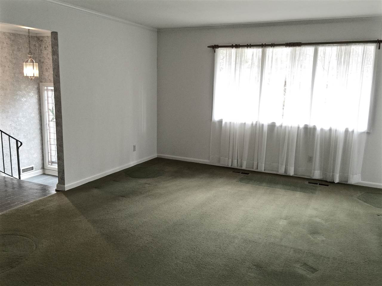 2928 Friendship Road Durham, NC 27705 - Photo 11 of 25 Living Room