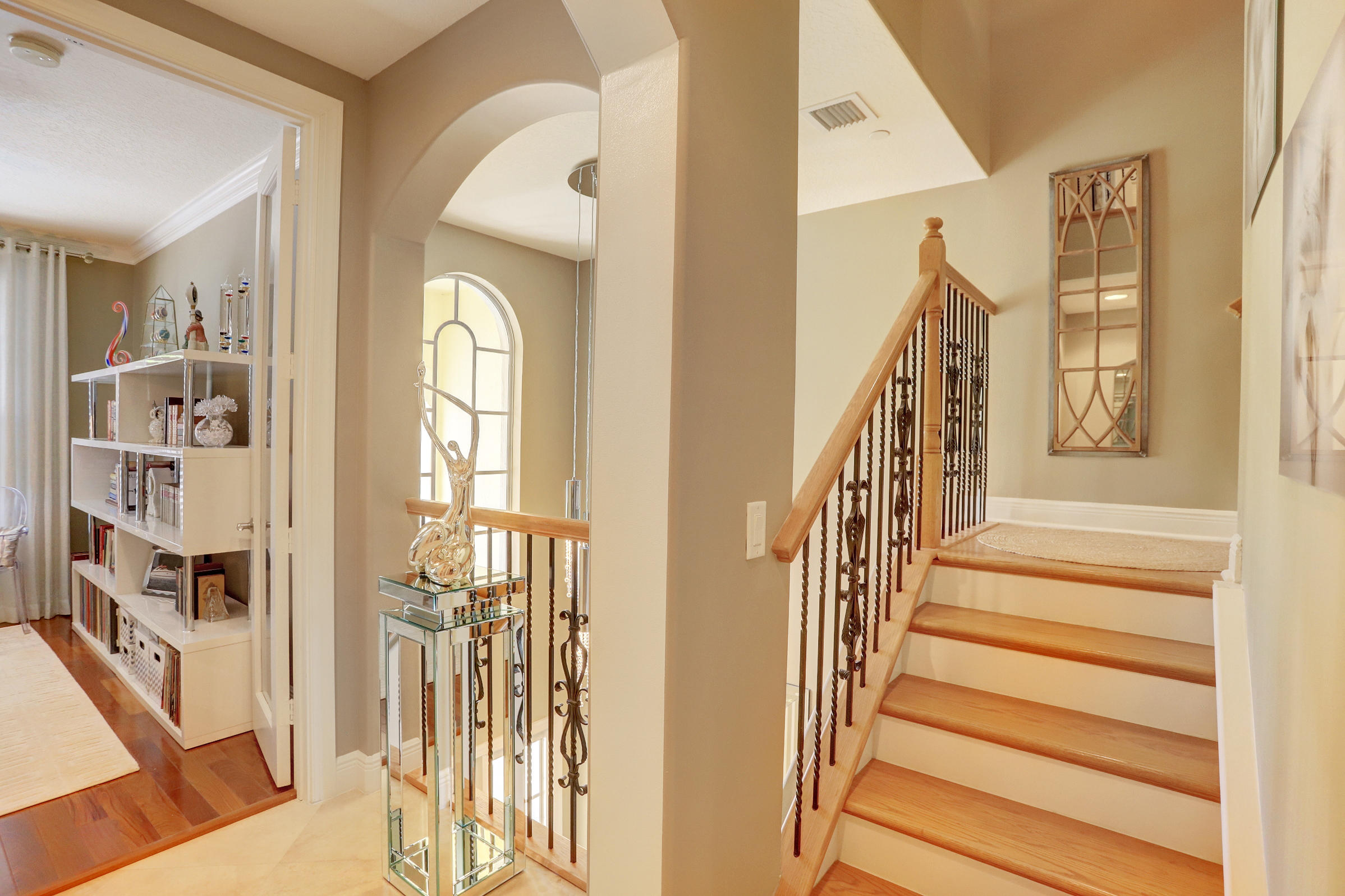 5645 Northeast Trieste Way Boca Raton, FL 33487 - Photo 20 of 51 Office / Landing to 3rd Floor