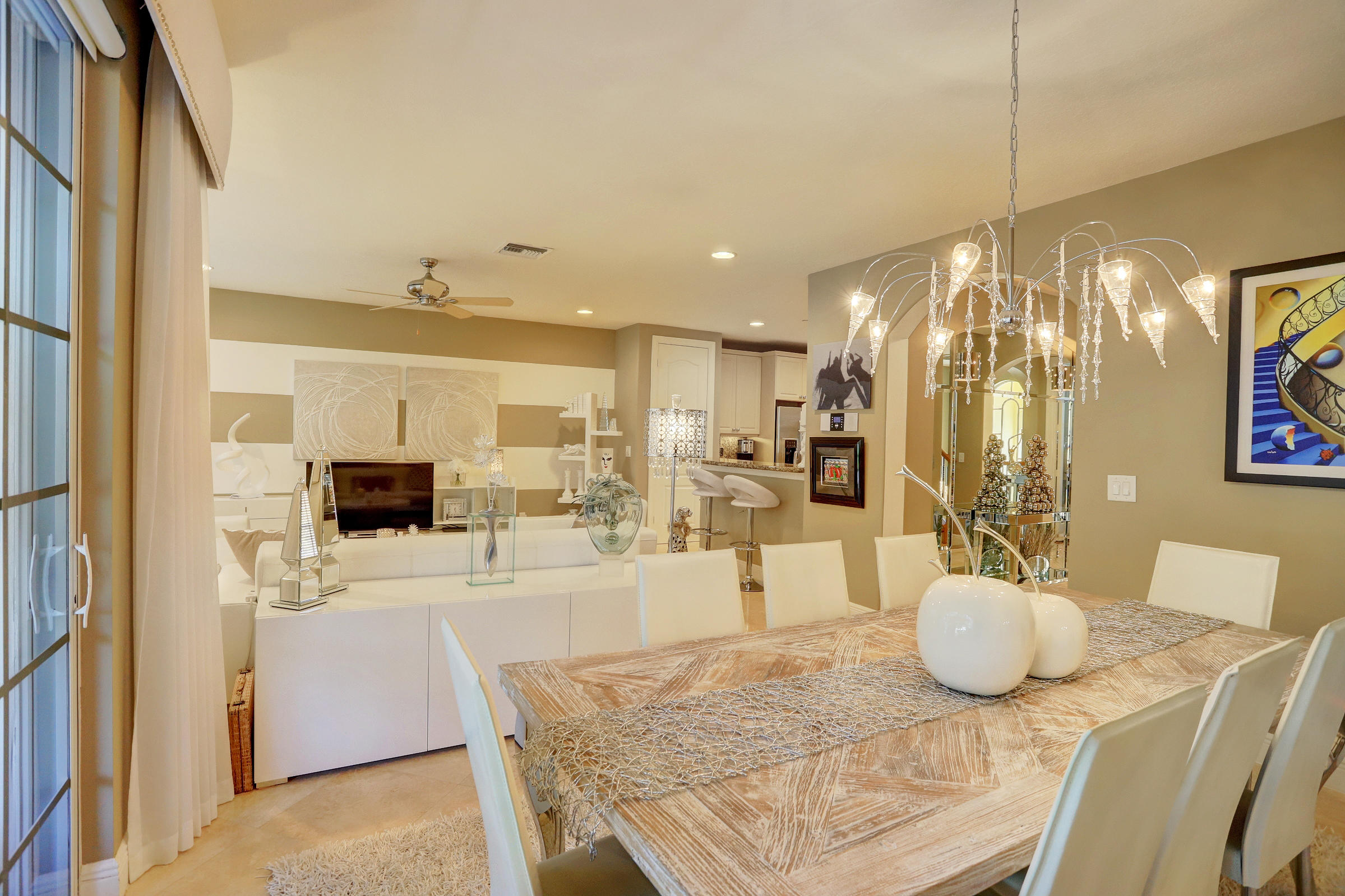 5645 Northeast Trieste Way Boca Raton, FL 33487 - Photo 8 of 51 Dining / Living Area